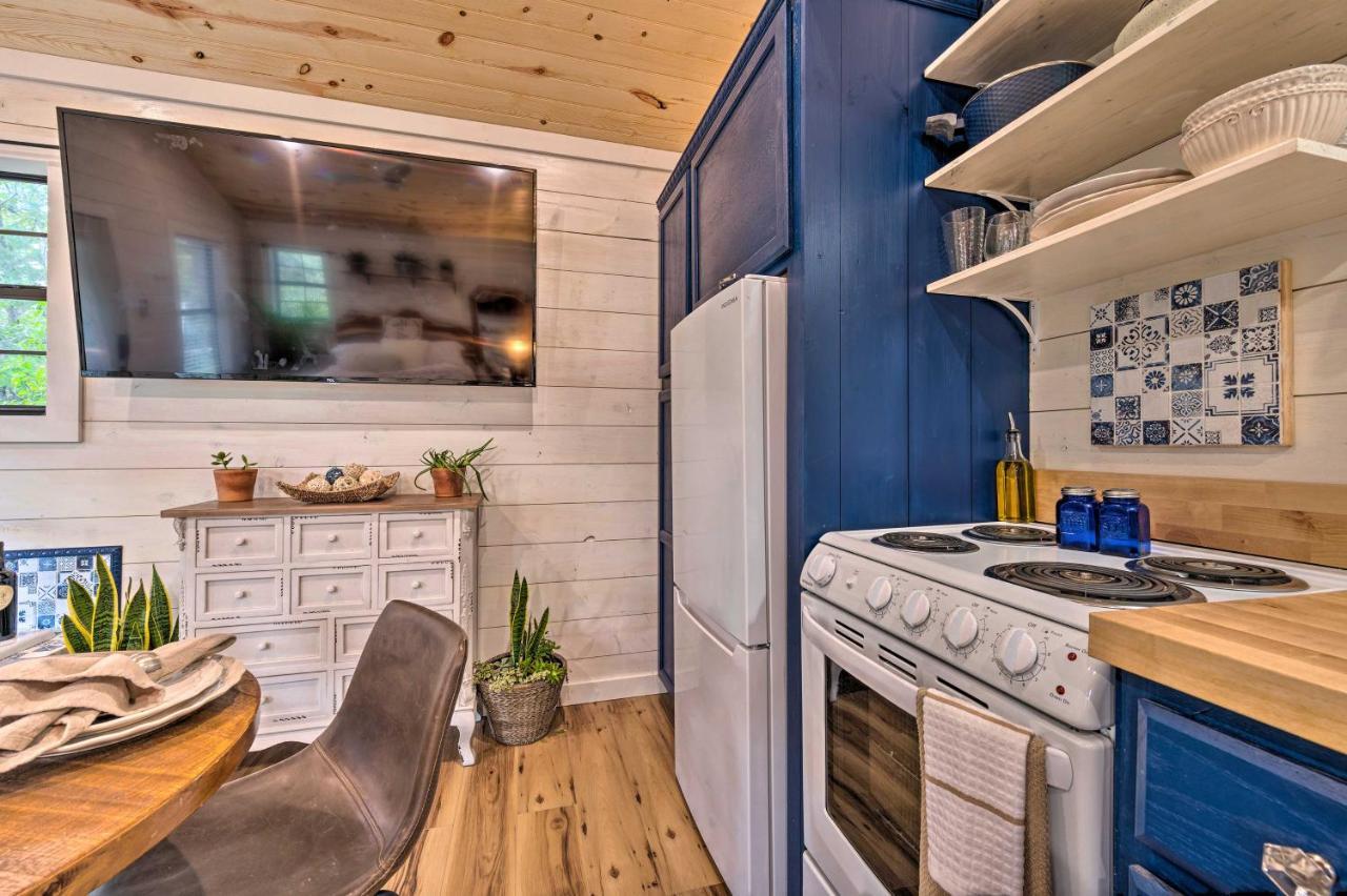 Romantic Broken Bow Cabin With Jacuzzi And Fire Pit! Bagian luar foto